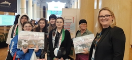 <p>Polish tourism students are happy with Bir&scaron;tonas calendars</p>
