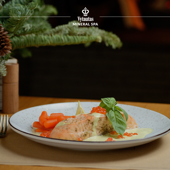 Рождественский дегустационный ужин в ресторане MOON